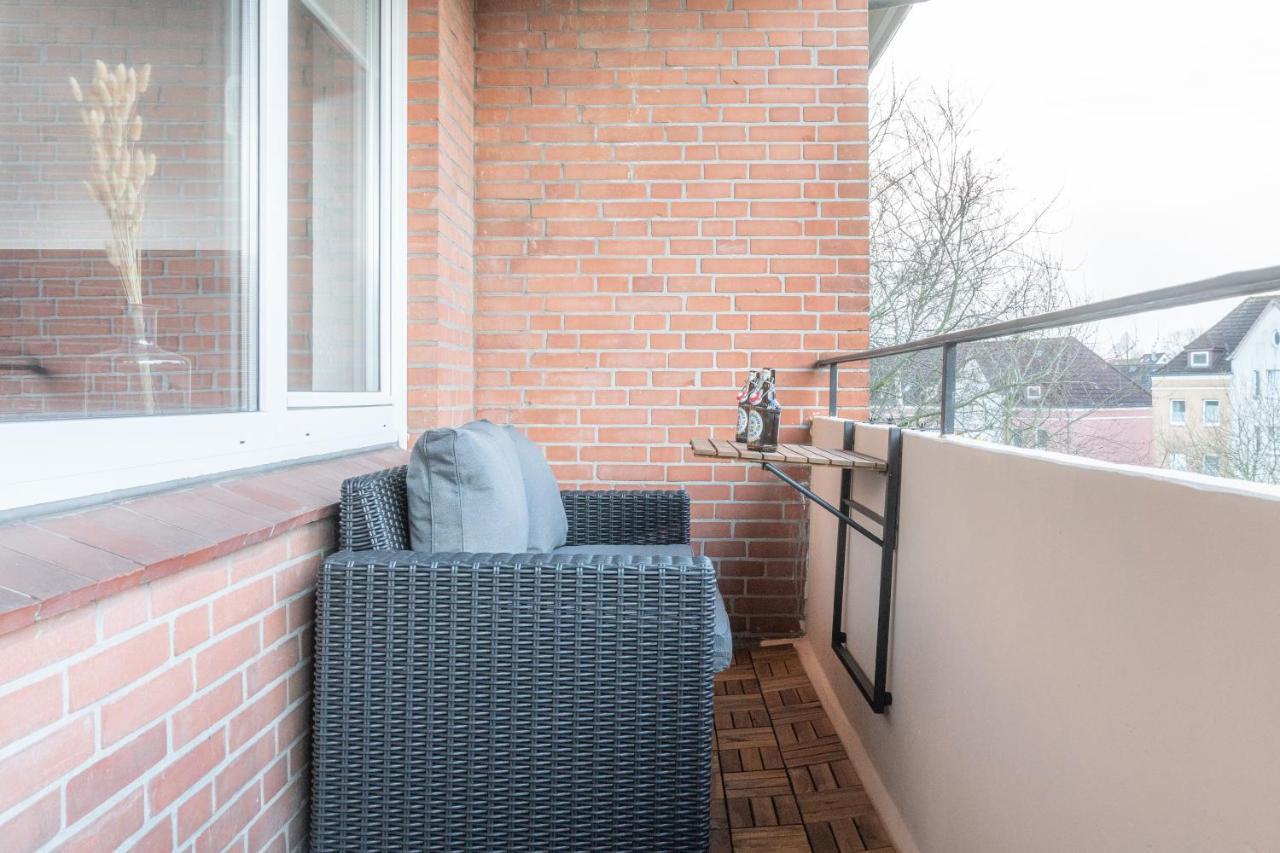 Studioapartment Mit Kueche Und Grossem Balkon