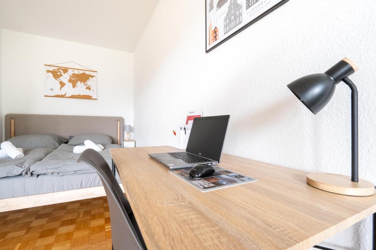 Studioapartment Mit Kueche Und Grossem Balkon Apartment *