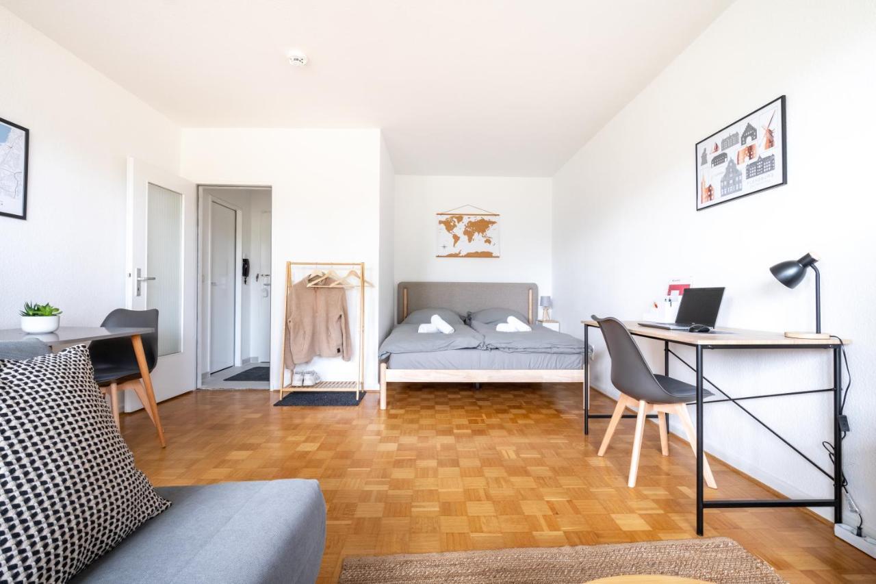 Studioapartment Mit Kueche Und Grossem Balkon Apartamento *