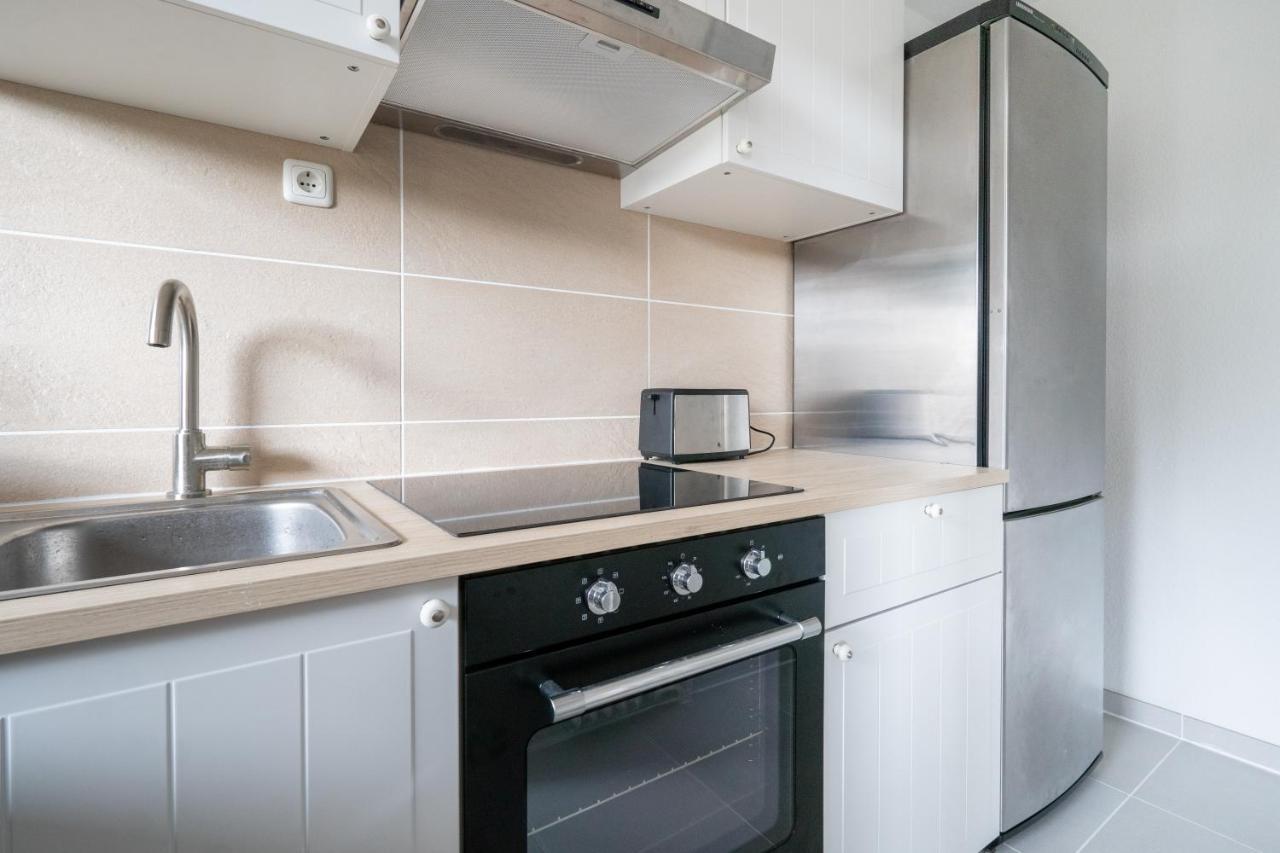 Apartment Studioapartment Mit Kueche Und Grossem Balkon Flensburg